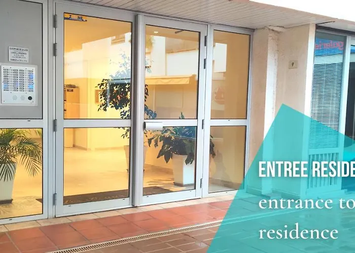 Grand Azur Avec Terrasse - Vieil Antibes