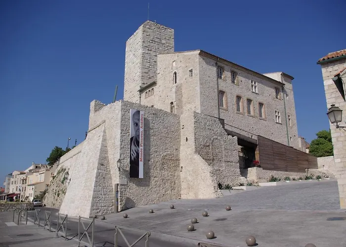 Grand Azur Avec Terrasse - Vieil *