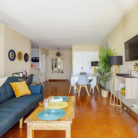 Grand Azur - Ideal Couple En Escapade Vieil - Terrasse - Climatisation - Wifi Hd - Gravette & Gare Sncf 5min A Pied - Port Vauban A Pied - Vieille 公寓